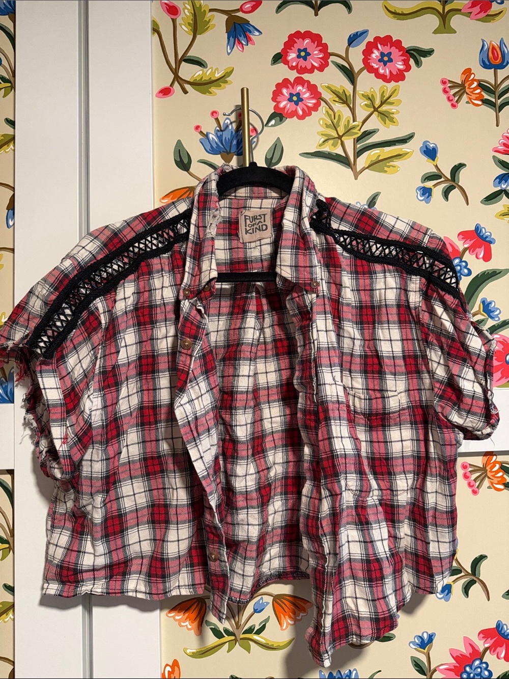 Brandy Melville Cropped Plaid Button-Down Shirt with Lace Trim